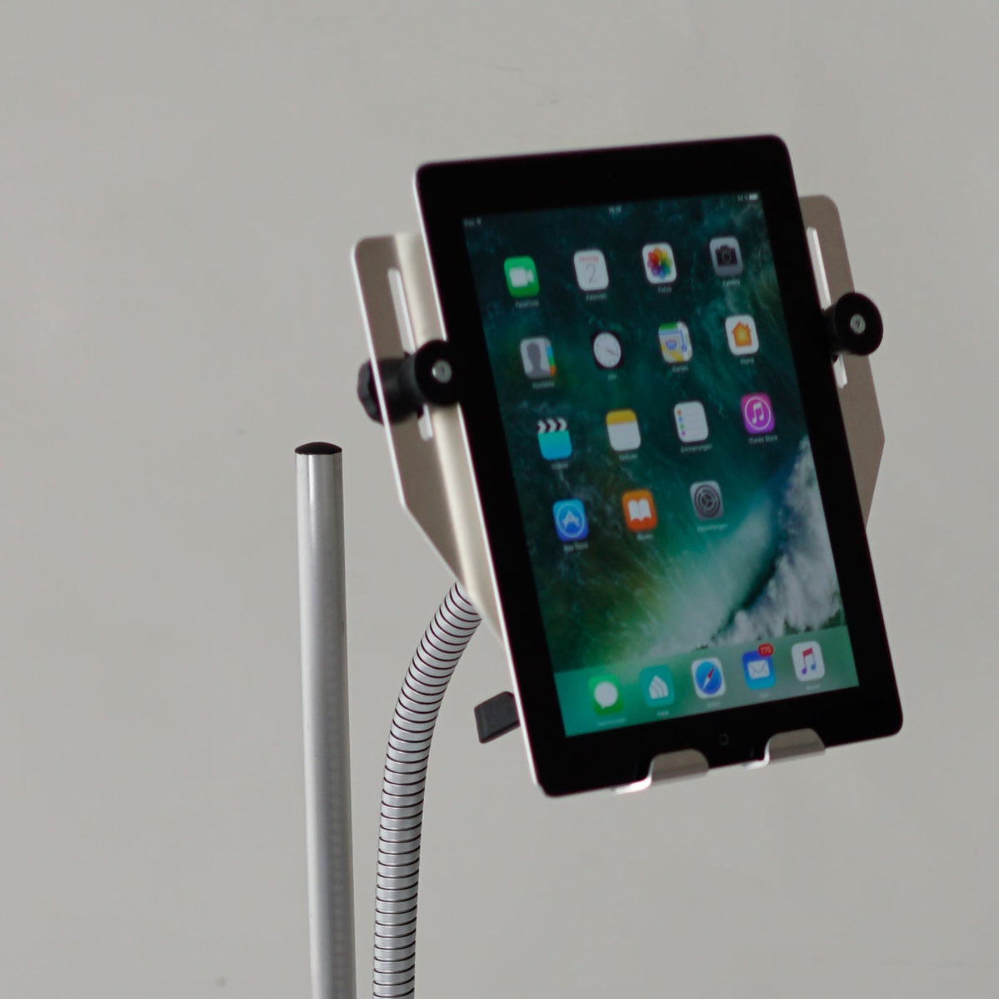 easyread ipad bodenständer